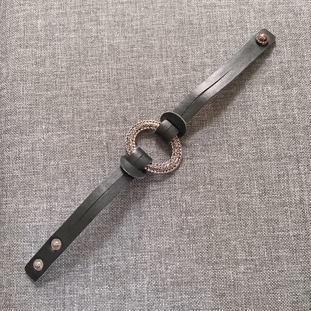 Leather western look bracelet